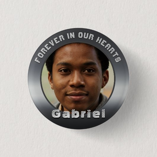 シルバーメタリックルックフォトメモリアル 缶バッジ (正面)