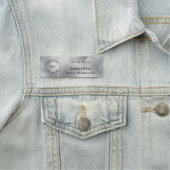 シルバーメタリックロゴ名ホテルジョブタイトル 名札 (インサイチュ)