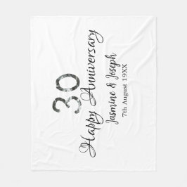 シルバーメタリック30th Happy anniversary add name フリースブランケット
