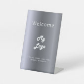 シルバーメタルビジネスロゴへようこそ 台座サイン (正面)