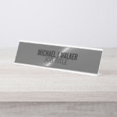 シルバーメタル効果、プロフェッショナル デスクネームプレート (正面)