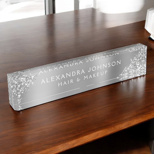 シルバーモダングリッタースパークルヘアメイクアップ デスクネームプレート