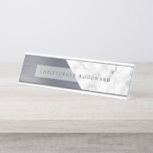 シルバーモダンブラシ仕上げメタル白大理石 デスクネームプレート (正面)