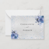 シルバーライトブルーグリッターフローラ結婚式RSVP ノートカード (裏面)