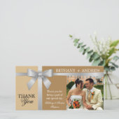 シルバーリボンとアンティーク金ゴールド結婚の感謝 サンキューカード (スタンド正面)