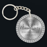 シルバー結婚の銀と輝き キーホルダー<br><div class="desc">銀エレガントとフェイクダイヤフェイクンは25th silverの周年をカスタマイズ結婚可能。</div>