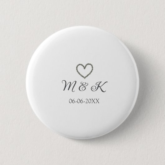 シルバー結婚ハートの夫婦名モダン字 缶バッジ (正面)