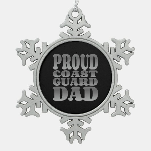 シルバー誇りを持ったのコーストガードパパ スノーフレークピューターオーナメント (正面)