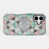 シルバー＋ほんのりピンク iPhone 16ケース (裏面横)