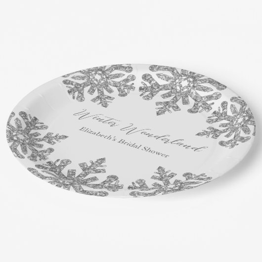 シルバー スノーフレーク ウィンター ブライダル シャワー ペーパープレート (アングル)