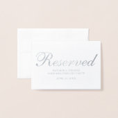 シルバー・フォイルの予約記念日パーティーテーブルカード 箔カード (封筒付き正面)