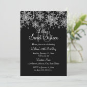 シルバー&ブラックスパークルスノーフレークスウィート16招待状 招待状 (スタンド正面)