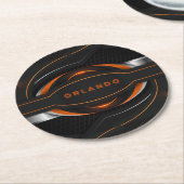 シルバー、ブラック、オレンジ色のジオメトリックゲーミングモノグラム ラウンドペーパーコースター (アングル)