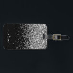 シルバー ブラック ガーリー グリッター スパークル モノグラム ネーム ラゲッジタグ<br><div class="desc">シルバーとブラックのスパークルグリッター モノグラム ネームとイニシャル ピロー。スーツケースのバッグタグは、部屋をスタイリッシュに飾っている人への、甘い16歳の誕生日、結婚式、ブライダルシャワー、ベビーシャワー、またはバチェロレッテパーティーのプレゼントに最適です。</div>