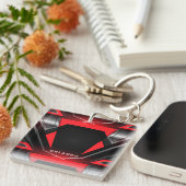 シルバー、ブラック、レッドのジオメトリックゲーミングモノグラム キーホルダー (正面右)