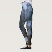 シルバー、白い《写真》ぼけ味の夜の背景。 レギンス (左)