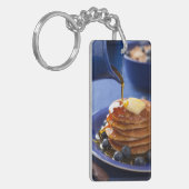 シロップおよびブルーベリーが付いているパンケーキ キーホルダー (正面左)