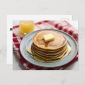 シロップで覆われたプレートに積み重ねられたパンケーキ ポストカード (正面/裏面)