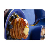 シロップとブルーベリーのパンケーキ マグネット (横)