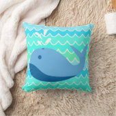 シロナガスクジラおよび波の装飾用クッション クッション (ブランケット)