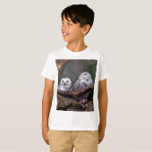 シロフクロウのペア 森の野生動物アート Tシャツ (正面フル)