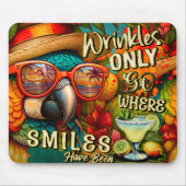 シワはスマイルがオウムだった所に行く マウスパッド (正面)