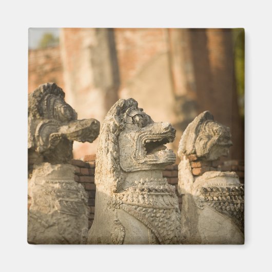 シンガットワットタミカラト マグネット (正面)