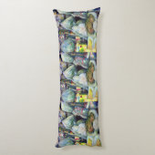 シンガポールの日干し味 ボディピロー (裏面 (縦))