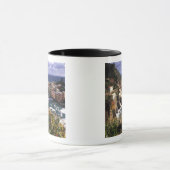 シンクのヴェルナツァの美しい村 マグカップ (中央)