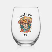 シンコデマヨチワワSombrero & Serapeを着た ステムなしワイングラス (正面)