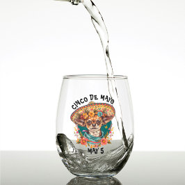 シンコデマヨチワワSombrero & Serapeを着た ステムなしワイングラス