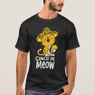 シンコデミウキュートシンコデマヨソンブレロタコキャット Tシャツ