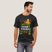 シンコ・デ・マヨのナチョ平均マグネットフィッシャー Tシャツ (正面フル)