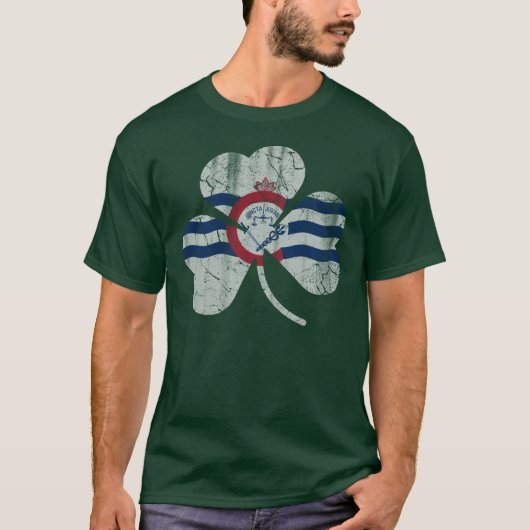 シンシナチの旗のシャムロックの旗 Tシャツ (正面)