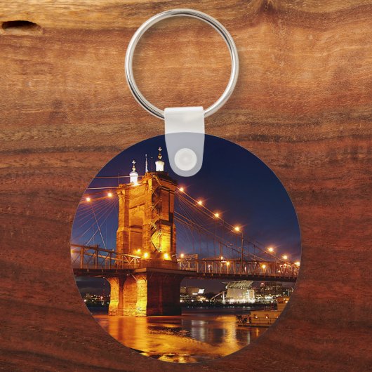 シンシナティ・オハイオ州オハイオ川にかかる橋 キーホルダー (正面)