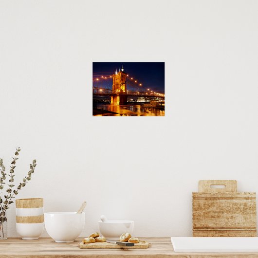 シンシナティ・オハイオ州オハイオ川にかかる橋 ポスター (キッチン)