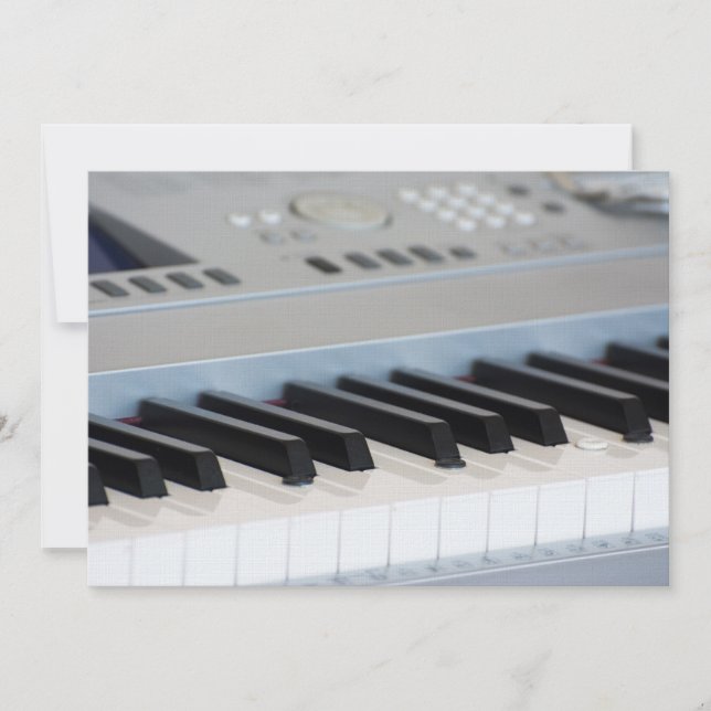 シンセサイザーキーボード (正面)