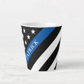 シンブルーライン警察旗モノグラム名 カフェラテマグ (正面)