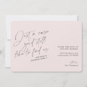 シンプルおもしろいモダンソフトピンクとグレーの動き 案内状 (正面)