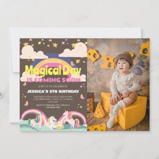 シンプルかわいい女の子フォトユニコーンファースト誕生日ベビー 招待状 (正面)