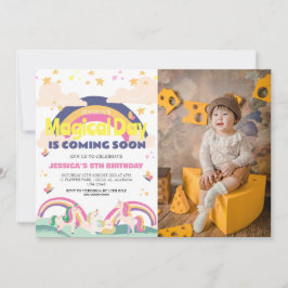 シンプルかわいい女の子フォトユニコーンファースト誕生日ベビー 招待状