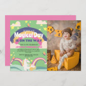 シンプルかわいい女の子フォトユニコーンファースト誕生日ベビー 招待状 (正面/裏面)