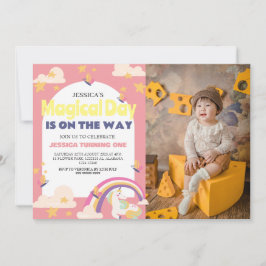 シンプルかわいい女の子フォトユニコーンファースト誕生日ベビー 招待状