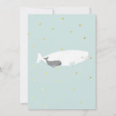 シンプルでかわいい ベルーガ クジラ ライトブルー ベビーシャワー 招待状 (裏面)