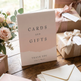 シンプルでエレガントなブッシュピンクの結婚式カードとギフトサイン 台座サイン