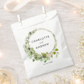 シンプルでエレガントなユーカリ フェイバーバッグ (クリップ留めされた状態)