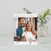 シンプルでエレガントな銀箔のカードで、完璧な結婚式のお礼状に！ あなた自身の写真、名前、結婚式の日付 箔シーズンポストカード (立ち正面)