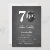 シンプルでエレガントな70歳の誕生日パーティー グレー 招待状 (正面)