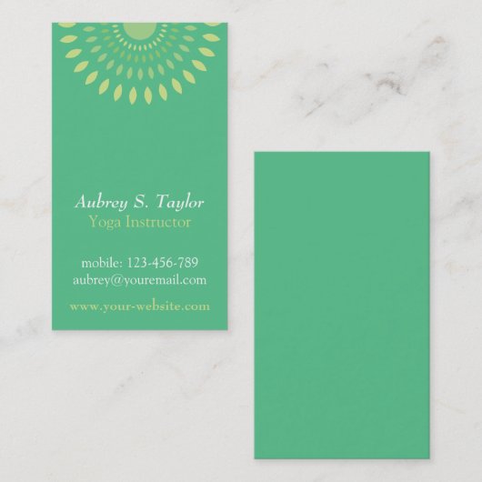 シンプルでリラックスさせるな緑はヨガの先生を残します 名刺 (正面/裏面)