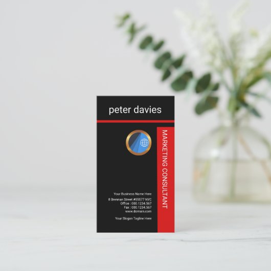 シンプルで明白ではっきりしたで赤い位置のプラカードのマーケティング 名刺 (スタンド正面)